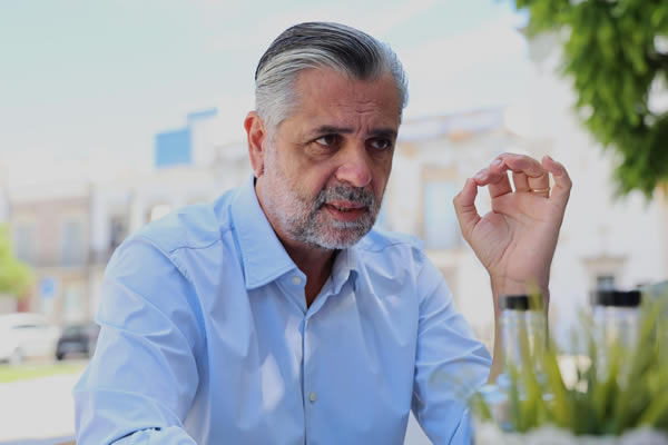 Algarve MP pushing bill to force non-residents to pay for healthcare, in bid to plug €1.2m debt owed to hospitals by foreigners